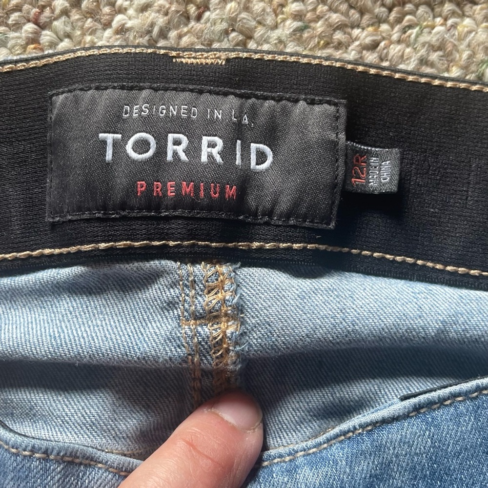 BRAND NEW TORRID SIZE 12 R - Picture 4 of 5